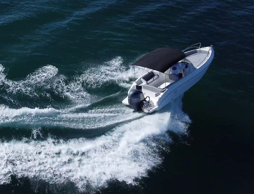From Split: Trogir, Blue Lagoon, Maslinica Boat Tour - Split to Trogir: a speedboat start with real-world timing