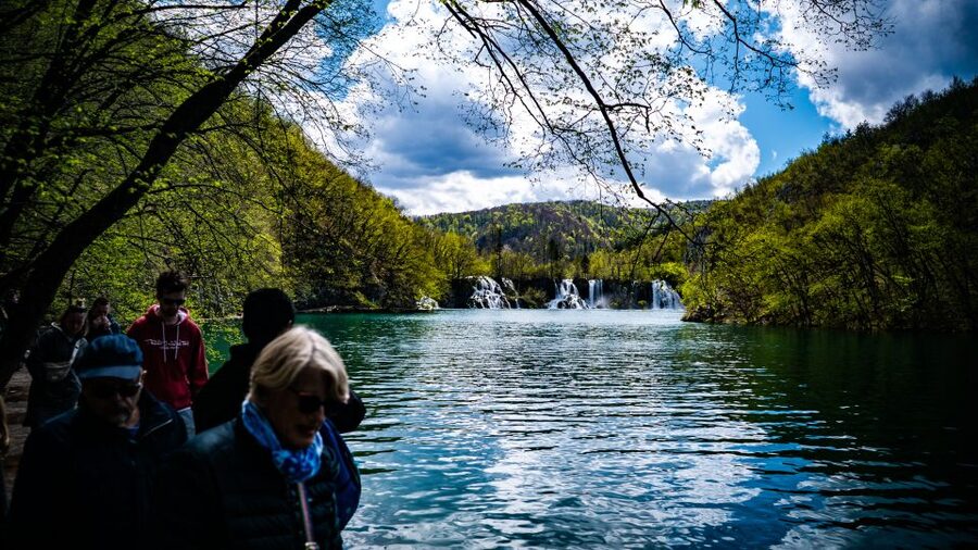 From Split/Trogir/Omiš: Plitvice Lakes Guided Group Tour - Time in the Park: How Long Is Long Enough