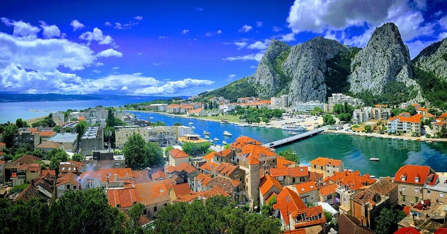 From Split: Van Transfer to/from River Rafting Tour in Omiš - Who Should Book This Cetina Transfer Rafting Option