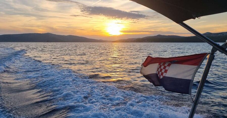 From Trogir: 3 islands half day tour with Blue Lagoon - Kamerlengo Castle meeting point: timing that doesn’t waste your morning