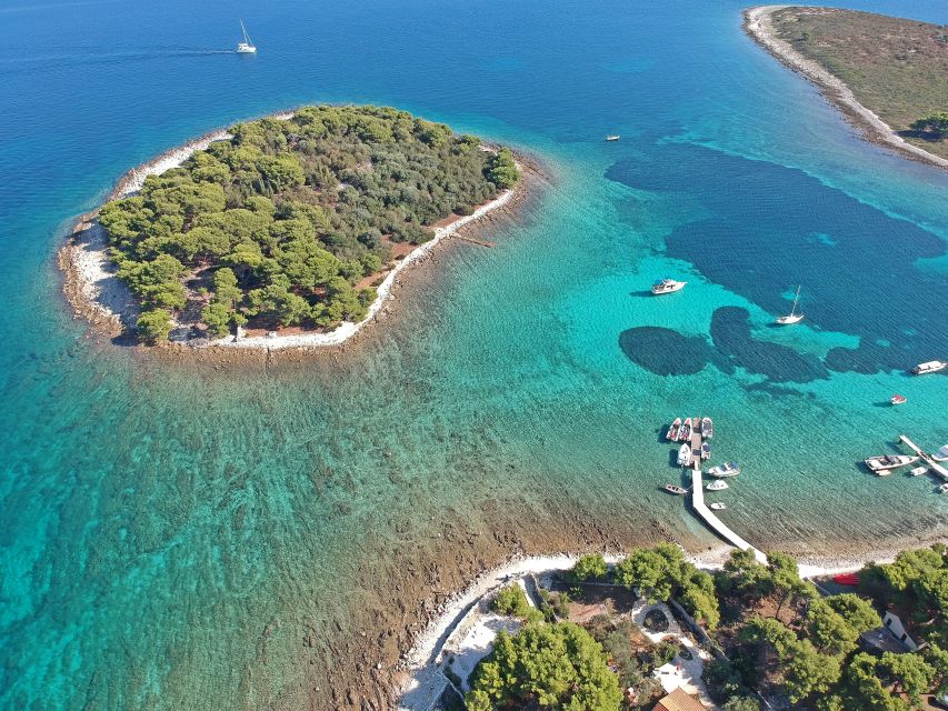 From Trogir: Three Islands Half-Day Speedboat Tour - Boat comfort, group size, and how safety is handled