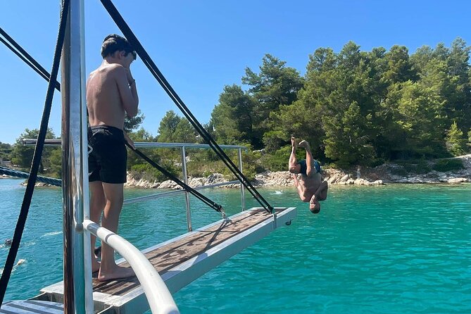 Full Day Boat Tour, Blue Lagoon and Šolta with lunch&drinks - Should you book Blue Lagoon and Šolta with lunch and drinks?