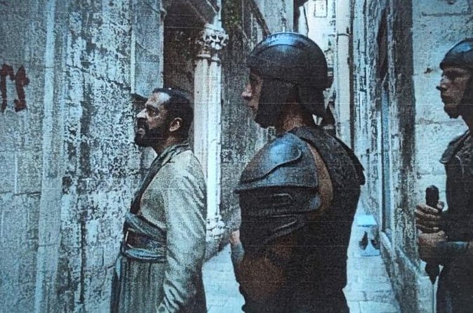 Game of Thrones and Split Highlights - Peristyle Square: columns, street rhythm, and story context