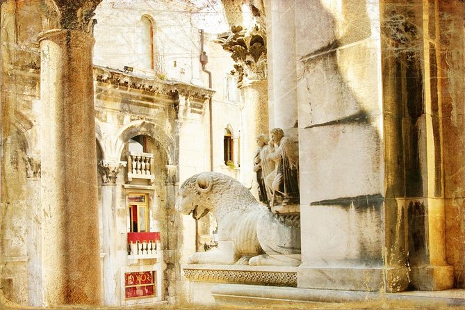 Game of Thrones Tour Split - City Of Dragons - Guides set the tone: history-first blends and film-scene matching