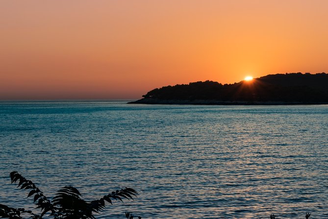 Half-Day Private Boat Tour from Split to Blue Lagoon - Price and value: $921.50 per group, and when it pencils out