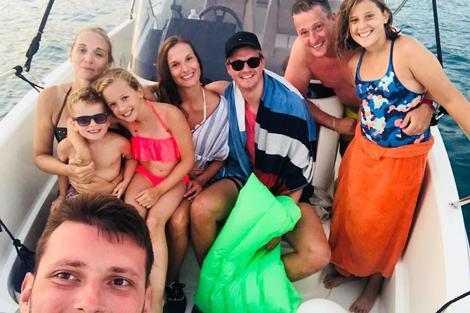 Half day relaxing private boat tour (Blue lagoon and Solta) from Trogir - Maslinica on Šolta: a short village break with lunch flexibility