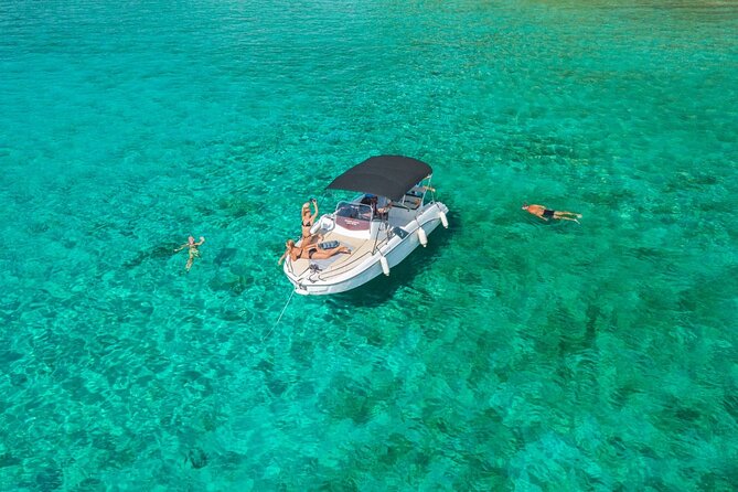 Half day relaxing private boat tour (Blue lagoon and Solta) from Trogir - Getting to the meeting point near Trogir