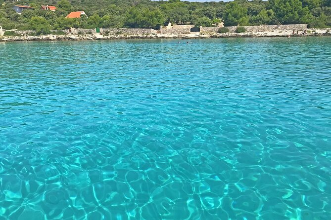 Half Day Speedboat Tour to Three Islands from Trogir - The 5-hour island-hopping route (Blue Lagoon → Maslinica → Duga Bay)