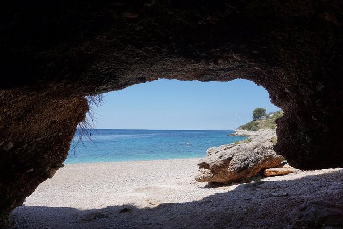 Hvar Pakleni islands and Secrets of Brac and Solta private tour - Stop 2: Murvica Beach and Robinson Beach for a proper swim break