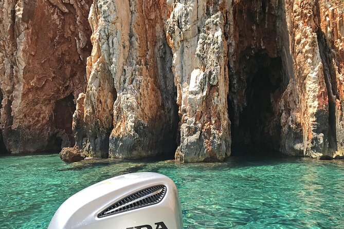 Hvar & Pakleni islands - Private speedboat tour - Snorkeling that doesn’t add logistics to your day