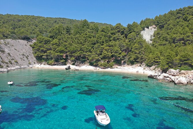 Hvar & Pakleni islands - Private speedboat tour - Comfort, skipper style, and why it matters