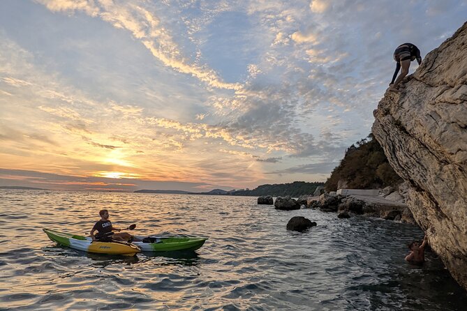 Kayak Sunset Tour In Split - Logistics That Make It Easy: Meeting Point, Ticket, and English