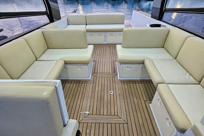 Luxury Blue Cave and Hvar Island Boat Tour from Split - Boat comfort and group size: why it changes the whole experience