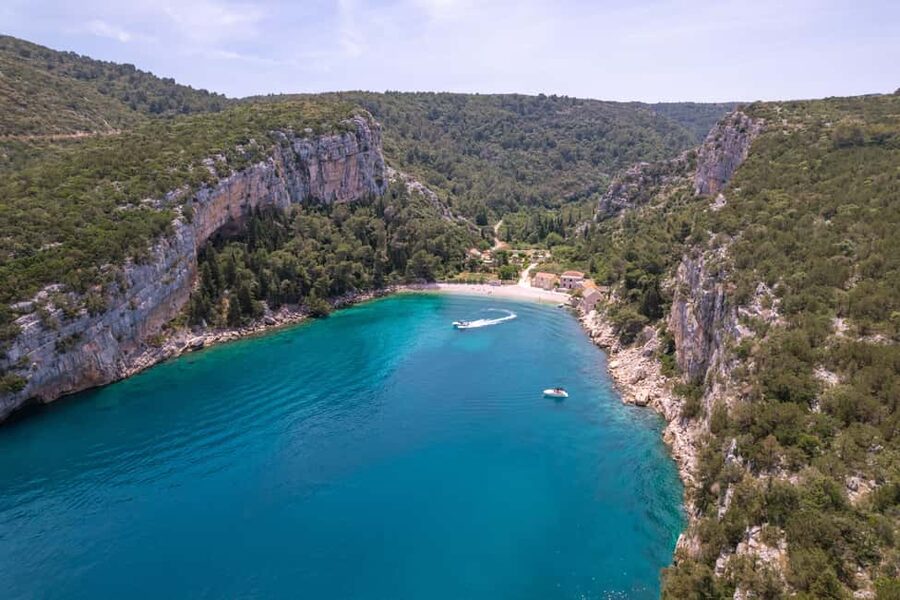 Makarska: 3-island Speedboat Cave & Blue Lagoon Tour - The final water stop on Brač (Zirje Beach area)