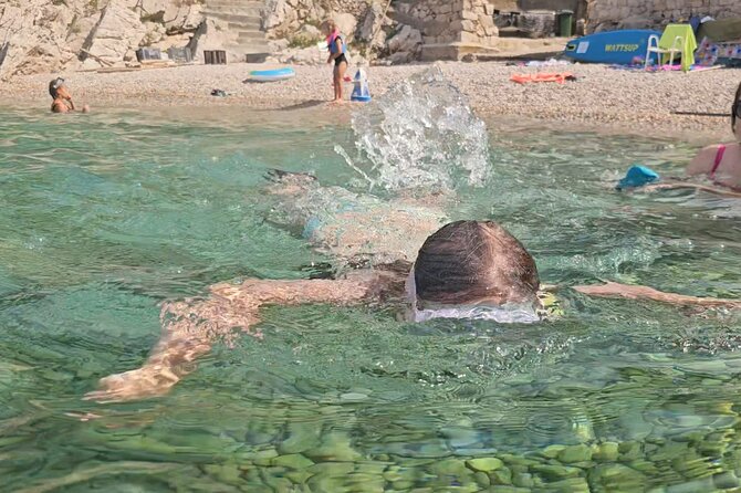 Makarska: 3 Island Speedboat Tour with Little Blue Cave & Lagoon - Jelsa on Hvar: The Hour That Breaks Up the Sea Time