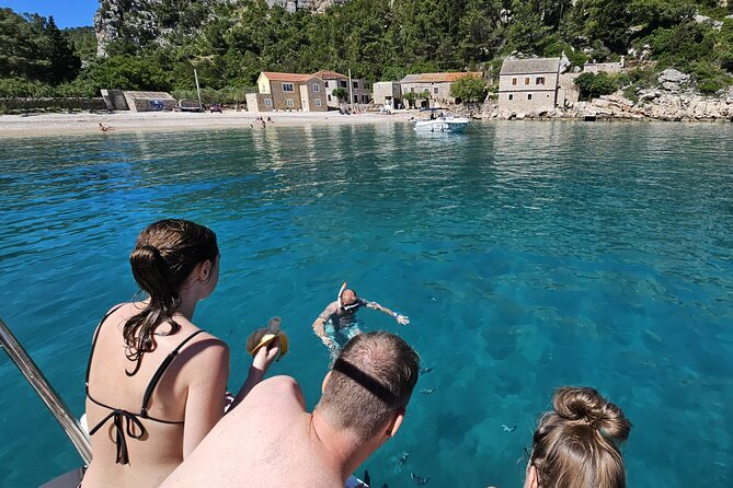 Makarska: 3 Island Speedboat Tour with Little Blue Cave & Lagoon - Skippers and Pace: Why This Tour Feels Easy
