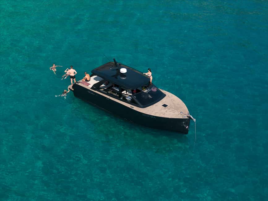 Makarska: 4 Island Luxory Speedboat Tour with Town Hvar - Comfort on the Colnago 38 Open Speedboat (What Matters on a Choppy Day)