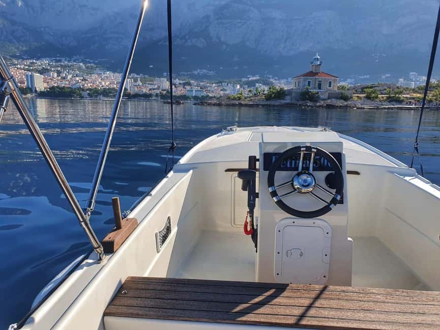 Makarska: Discover coastal area with Betina 500 - Why the Betina 500 rental is such a smart Makarska choice
