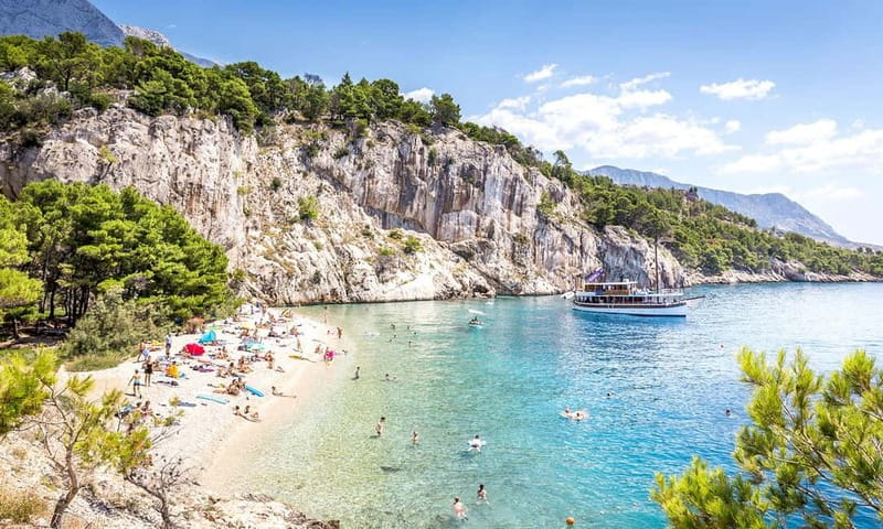 Makarska: Half-Day Boat Tour to Hvar Island - Pokrivenik Beach Stop: Swim and Snorkel in a Calm Bay