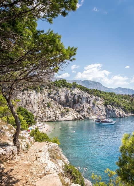 Makarska: Half-Day Boat Tour to Hvar Island - Jelsa, Hvar: One Hour to Walk, Coffee, and Waterfront Views