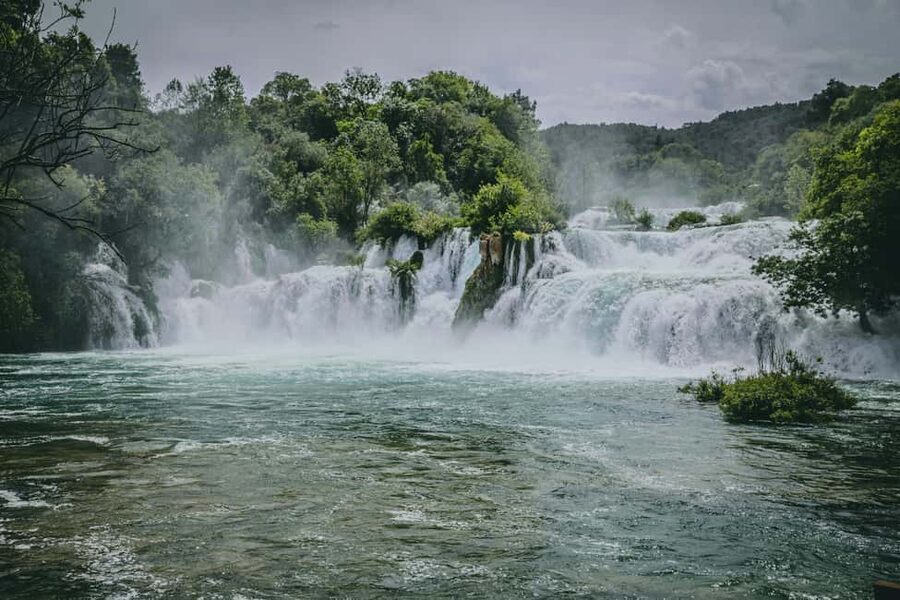 Makarska: Krka National Park Day Trip with Šibenik Visit - Makarska to Krka: an 8-hour plan with smart pacing