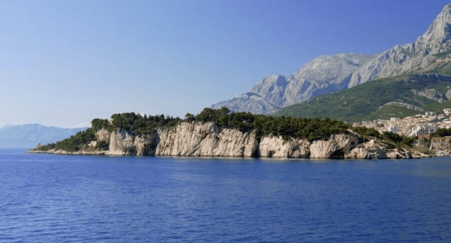 Makarska: Sea kayaking & snorkeling adventure - MPL Nautika - Small group coaching with guides like Karlo/Carlos