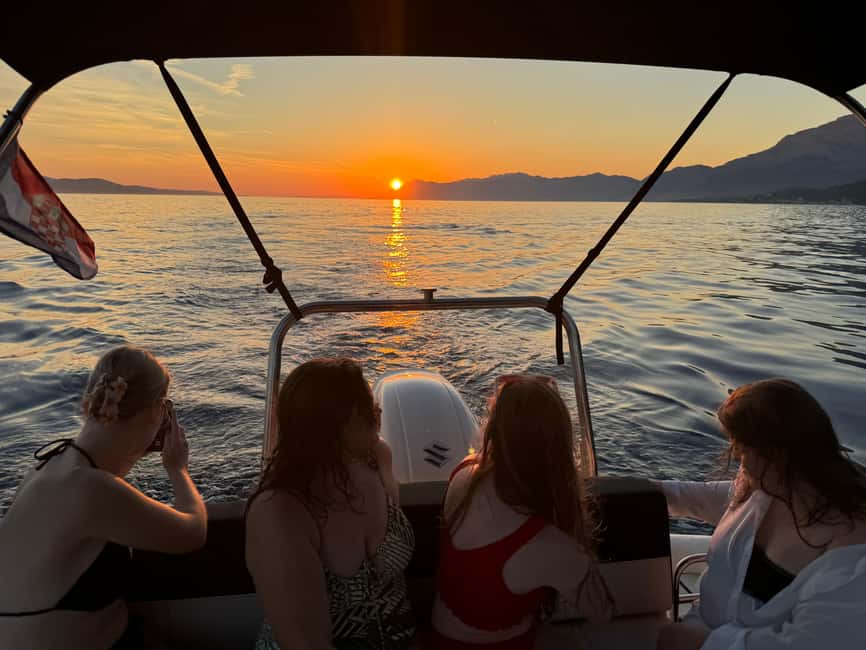 Makarska: Speedboat Sunset Tour to hidden bay on island Brač - Makarska Riviera Views From a Speedboat, Not a Boardwalk
