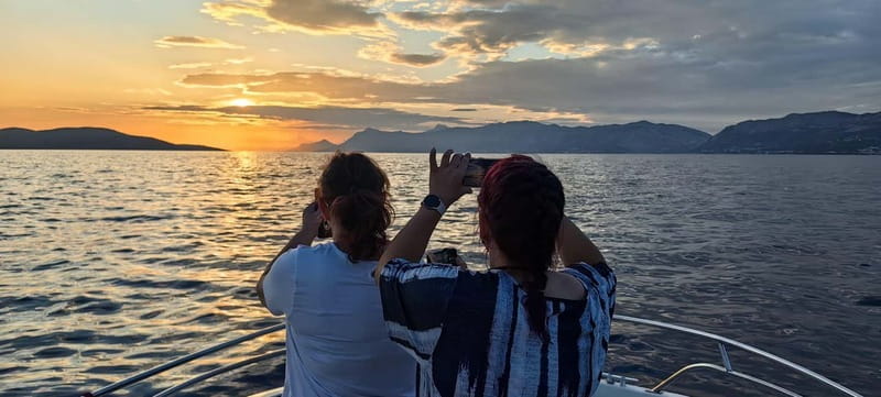 Makarska: Speedboat Sunset Tour to hidden bay on island Brač - What to Bring (and the Boat Rule You Should Know)