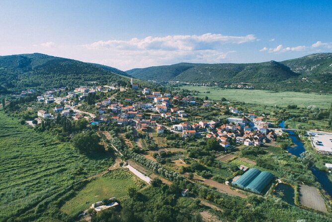 Neretva Valley Delight: Half-Day Journey Through Croatia's Gem - The Norin River cruise on a 120-year-old boat: slow water, good snacks, and a built-in photo moment