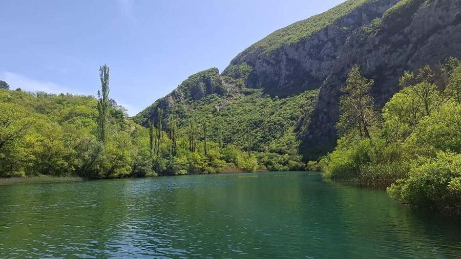 Omiš: 2-Hour Cetina River Glassboat And Beer Garden Visit - Who should book this tour (and who might want something else)