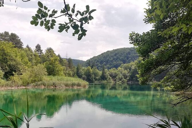 Plitvice Lakes Small Group Tour Ecco from Split or Trogir - Group size, fitness, and what to wear for wooden boardwalks