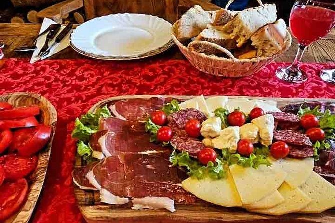 Private Authentic Tour Mostar- Medjugorje - Karavice - local Food - Medjugorje time: Apparition Hill and the benefit of guided flexibility
