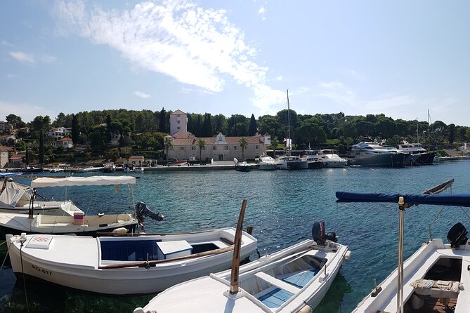 Private Blue Lagoon and Hidden Bays tour from Split & Brac for 12 - Private boat day from Split: the real point of this tour