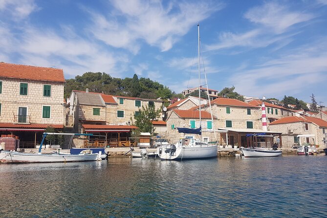 Private Blue Lagoon and Hidden Bays tour from Split & Brac for 12 - Marchi Castle and seaside town time: history with a snack option
