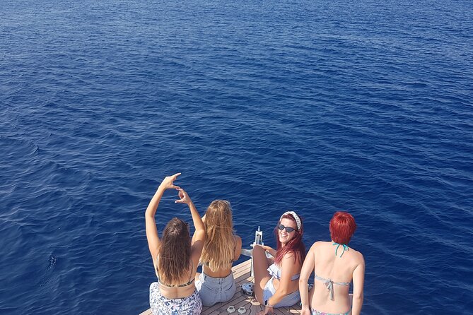 Private Blue Lagoon and Hidden Bays tour from Split & Brac for 12 - Timing and pacing: how the 9 hours usually feel