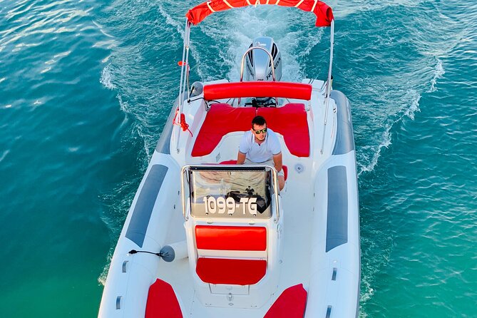 Private Blue Lagoon and island Solta speedboat tour - FULL DAY - Necujam snorkeling above the shipping rack