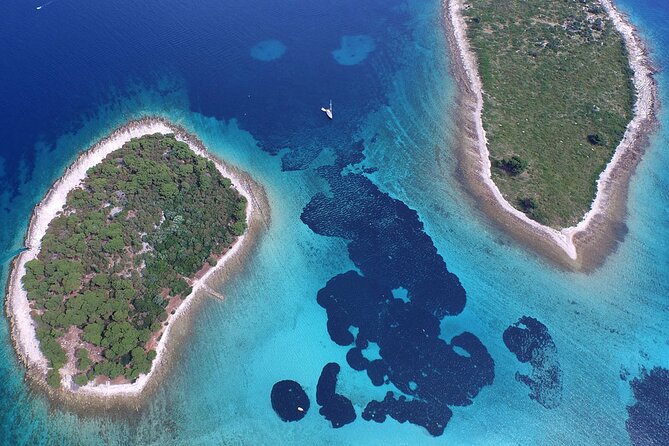 Private Blue Lagoon and Trogir Half-day Speedboat Tour from Split - Trogir on foot: fortresses, churches, palaces, and tight lanes