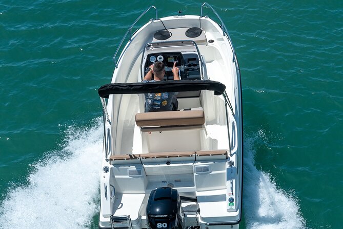 Private boat tour-custom itinerary from Split and Trogir - What’s Included vs. What You’ll Pay Later