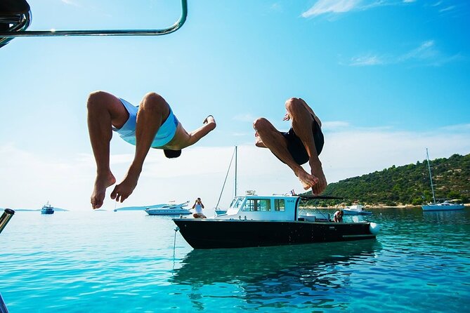 Private boat tour for small groups to Blue Lagoon and Solta Island - Stop 3 and around Solta: hidden beaches, bays, and slow cruising