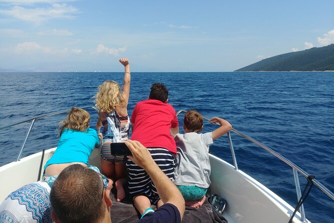 Private Boat tour to the Blue Lagoon & Solta - Swim, Snorkel, Tan and Relax! - Private Boat Comfort Leaving Split Around 9:00