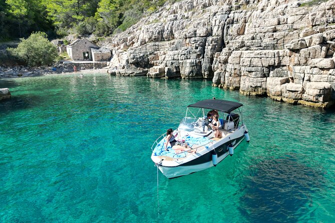 Private Boat Tour within Croatia - Meeting point in Makarska and how you’ll start your day