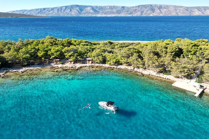 Private Boat Tour within Croatia - Stop 2: Zečevo islet and the calmer water breaks near Hvar