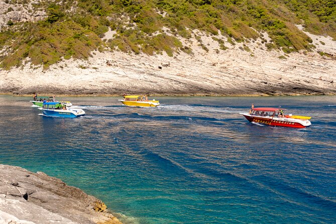 Private boat transfer Split/ Split airport - Hvar - The Boat Ride Itself: Fast, Straightforward, and Built for Comfort