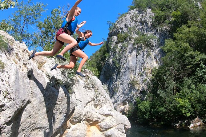 Private Cetina rafting trip|Cave exploring|Cliff jumping & more - Picnic break snacks: not just an afterthought