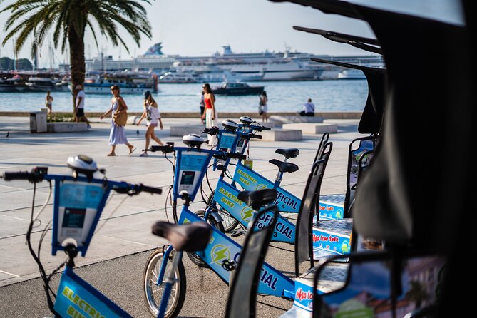 Private Electric Rickshaw Tour of Split - Meštrović Gallery and the Color-Reflections Beach Stop