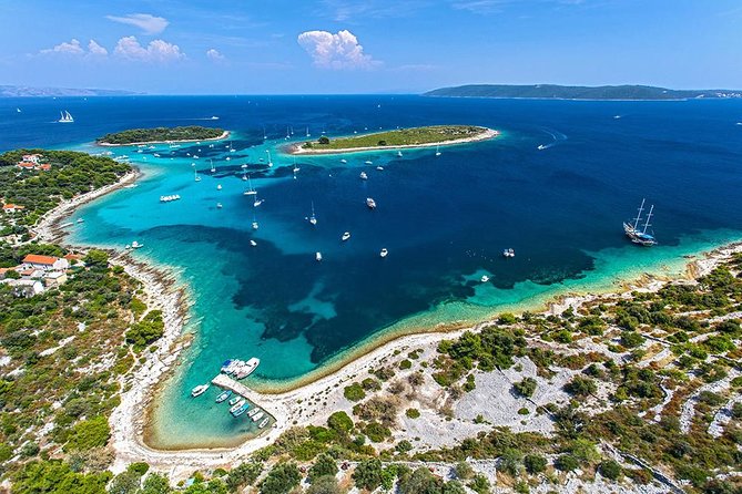 Private Full-Day Boat Tour to Blue Lagoon, Hvar & Pakleni Islands - A private speedboat day from Split to the Blue Lagoon