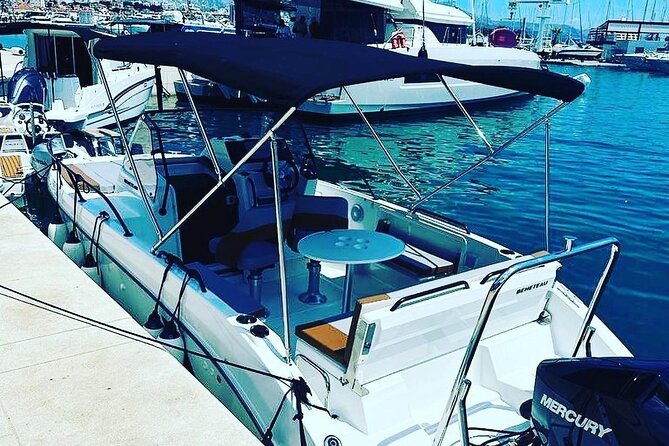 Private Half-Day Boat Tour from Split: Blue Lagoon & 2 Islands - Your onboard setup: comfort, music, and drinks
