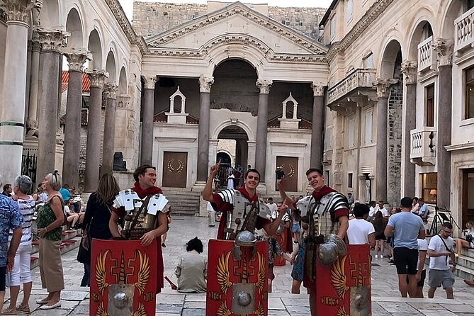 Private History Split Walking Tour in English - Meeting at the Peristil: the easiest way to orient yourself