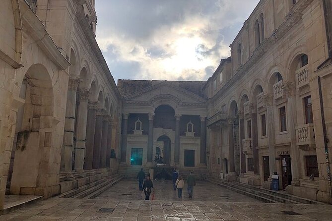 Private History Split Walking Tour in English - The palace substructures: history under the streets