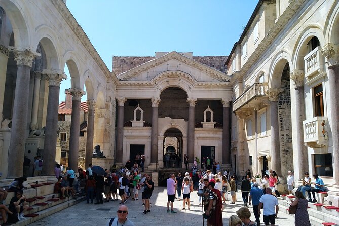 Private History tour - small group - Price and Value for a Group Up to 10